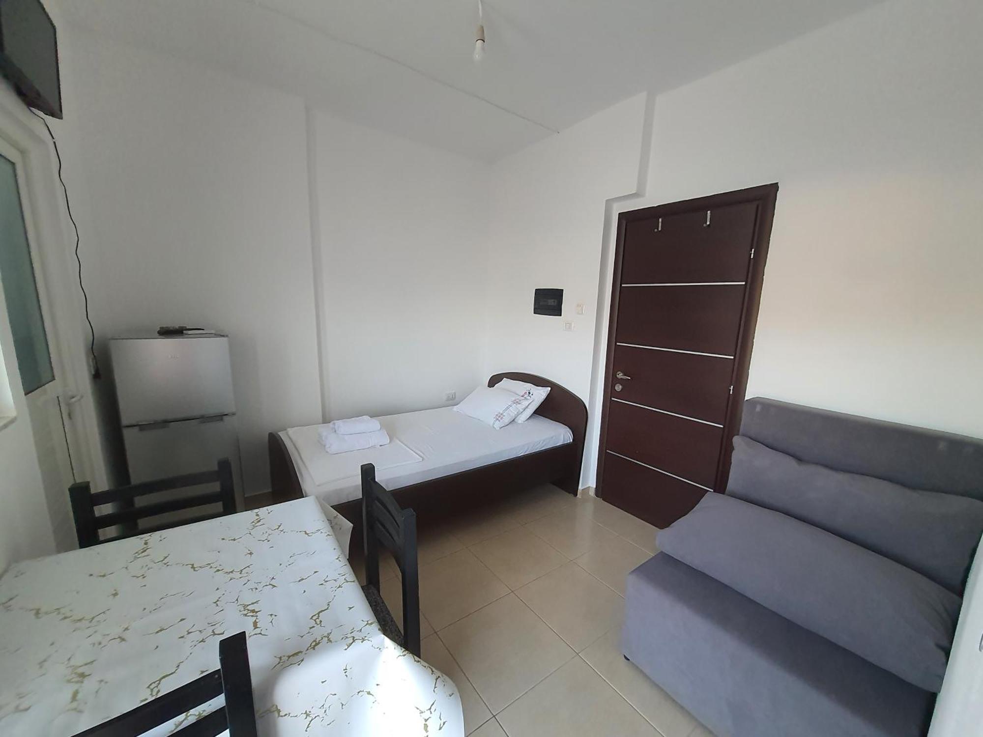 Vila Albi Εξαμίλιο Εξωτερικό φωτογραφία