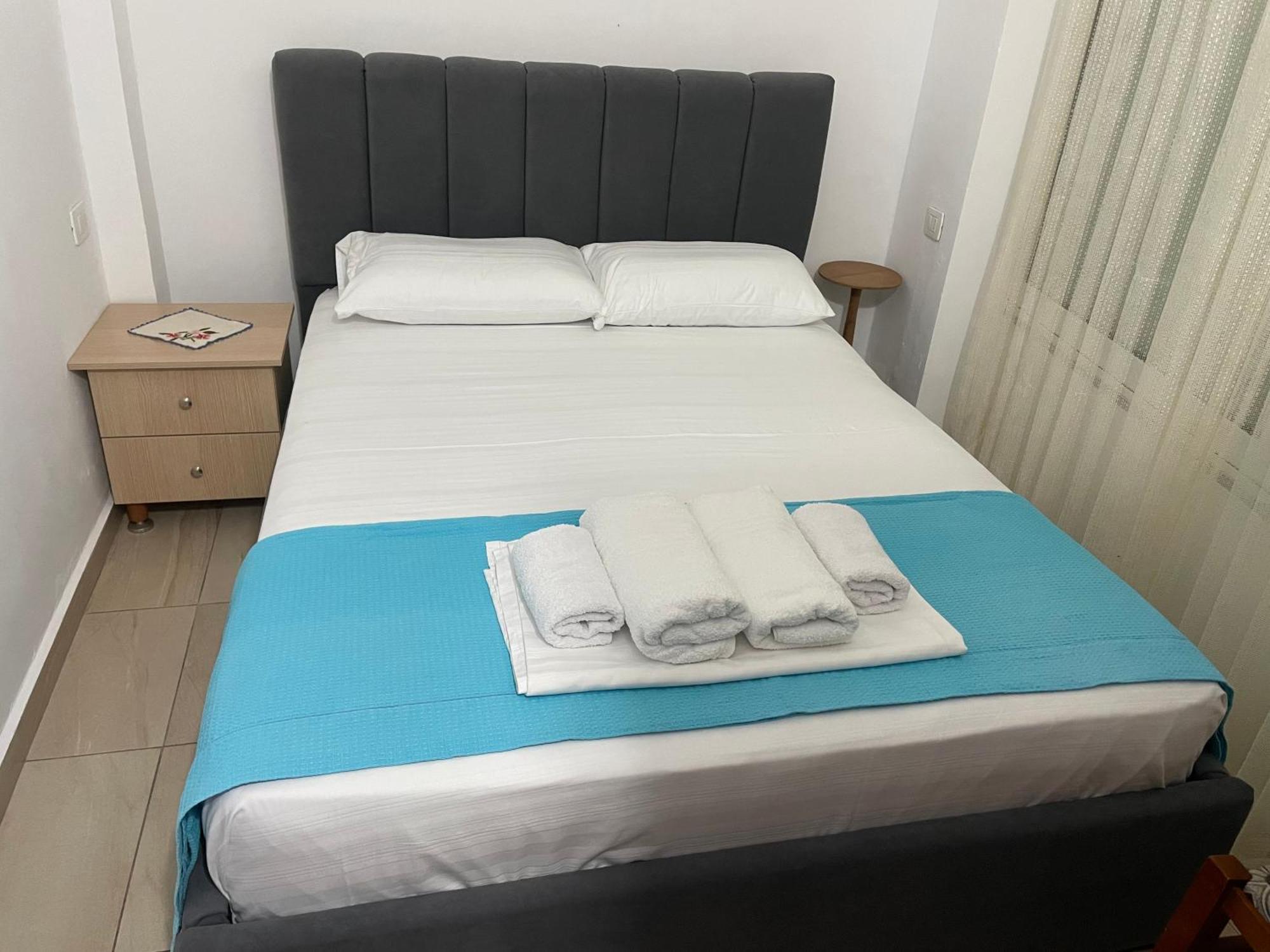 Vila Albi Εξαμίλιο Εξωτερικό φωτογραφία