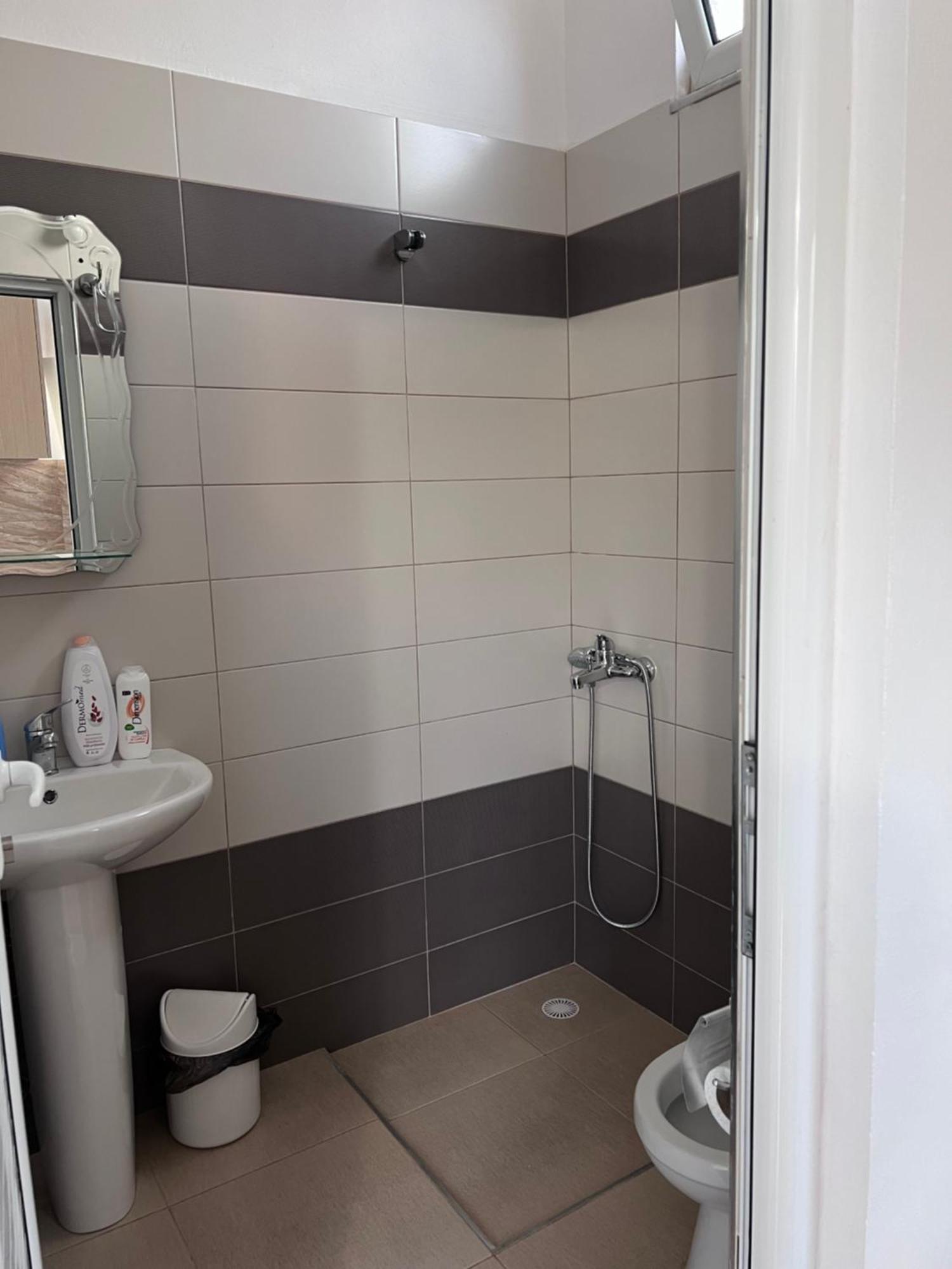 Vila Albi Εξαμίλιο Εξωτερικό φωτογραφία
