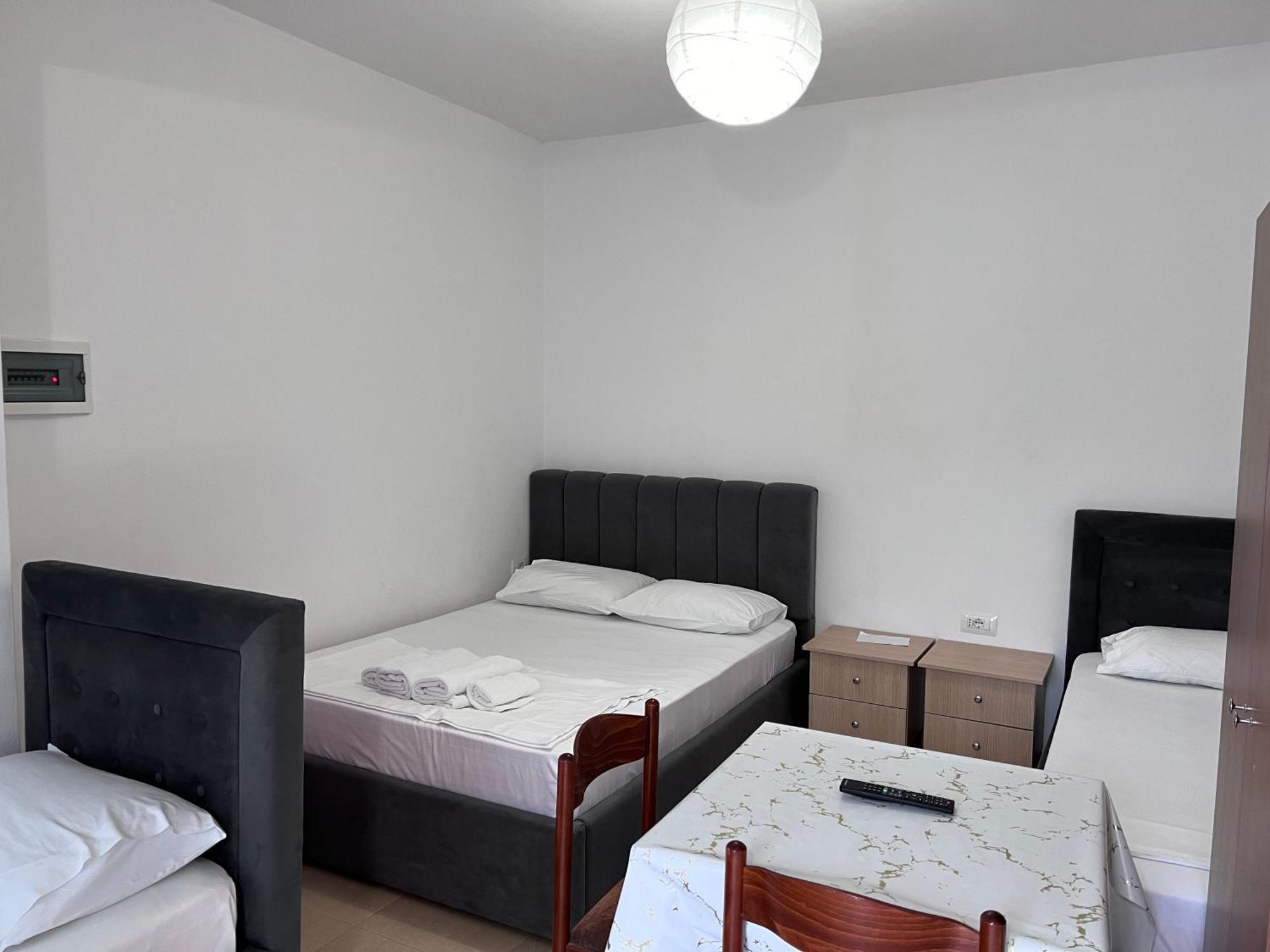 Vila Albi Εξαμίλιο Εξωτερικό φωτογραφία